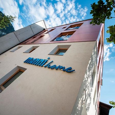Manni Home - Rooms & Apartments Mayrhofen Luaran gambar