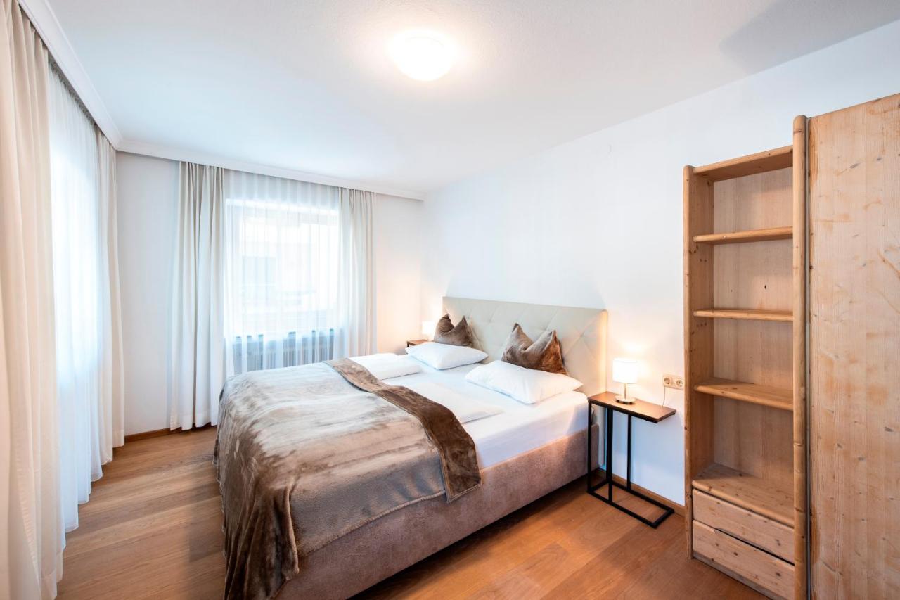 Manni Home - Rooms & Apartments Mayrhofen Luaran gambar
