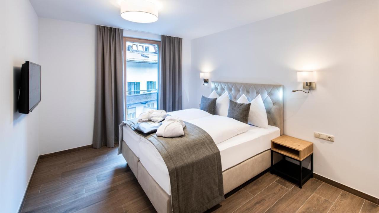 Manni Home - Rooms & Apartments Mayrhofen Luaran gambar